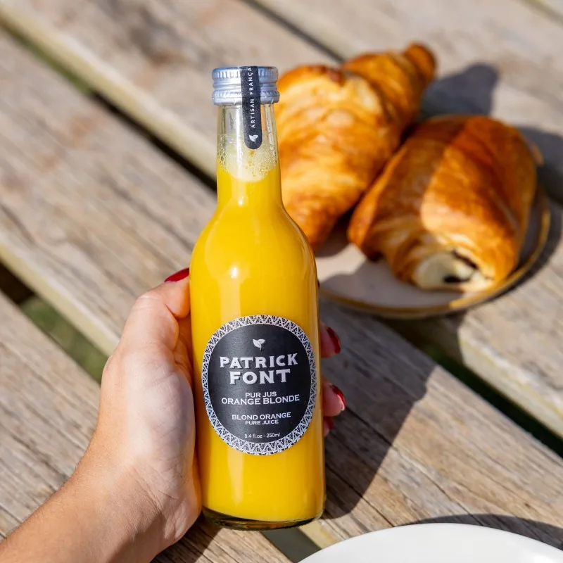 Bouteille de pur jus d'orange blonde Patrick Font